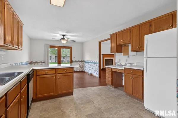 $260,000 | 1508 Coralberry Court, Springfield, IL 62712
