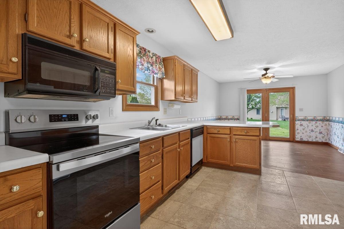 1508 Coralberry Court Springfield, IL 62712 - Photo 14 of 36