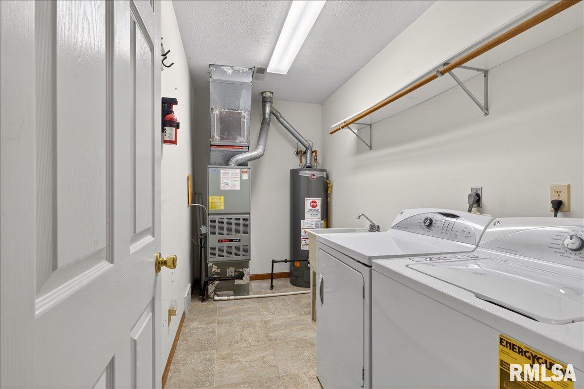 1508 Coralberry Court Springfield, IL 62712 - Photo 16 of 36