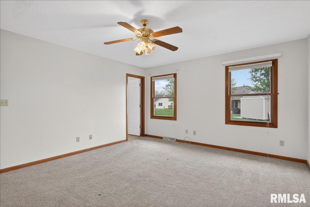 1508 Coralberry Court Springfield, IL 62712 - Photo 18 of 36