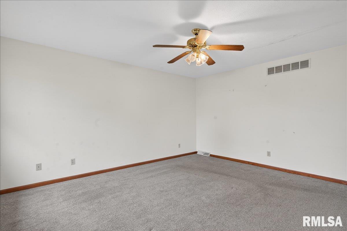 1508 Coralberry Court Springfield, IL 62712 - Photo 20 of 36