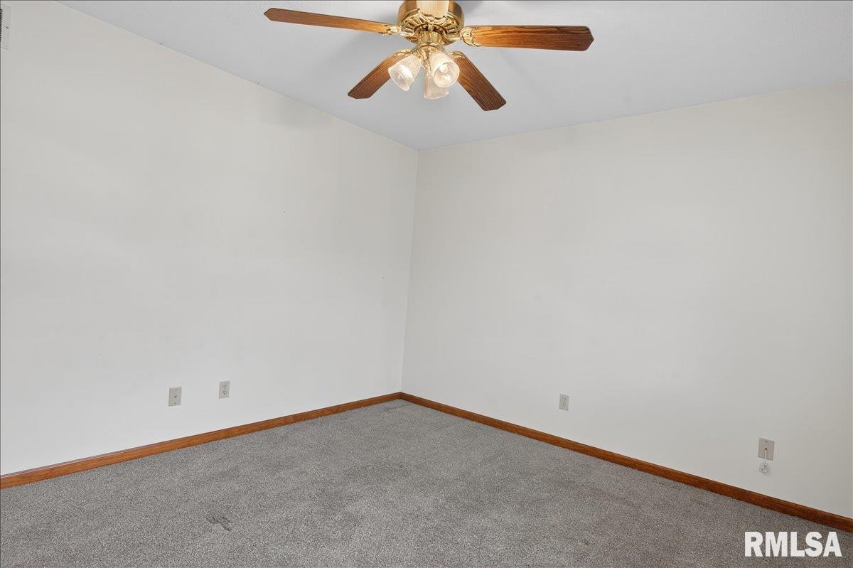 1508 Coralberry Court Springfield, IL 62712 - Photo 24 of 36