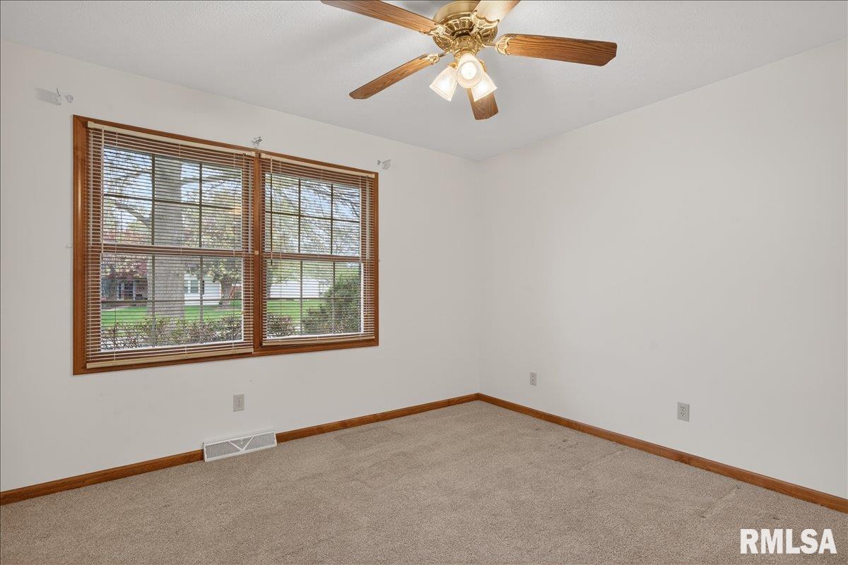 1508 Coralberry Court Springfield, IL 62712 - Photo 26 of 36