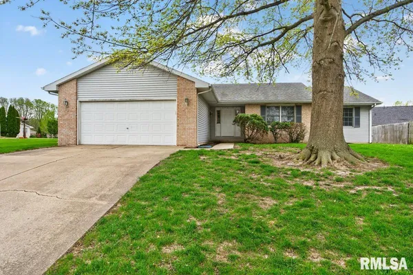 $260,000 | 1508 Coralberry Court, Springfield, IL 62712