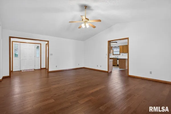 $260,000 | 1508 Coralberry Court, Springfield, IL 62712