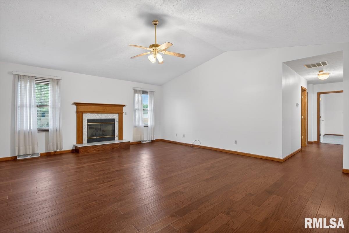 1508 Coralberry Court Springfield, IL 62712 - Photo 9 of 36