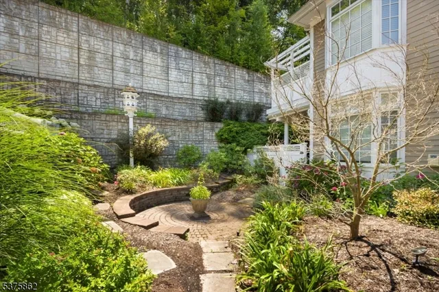 $788,000 | 60 Chestnut Street, Unit 2, Morristown, NJ 07960