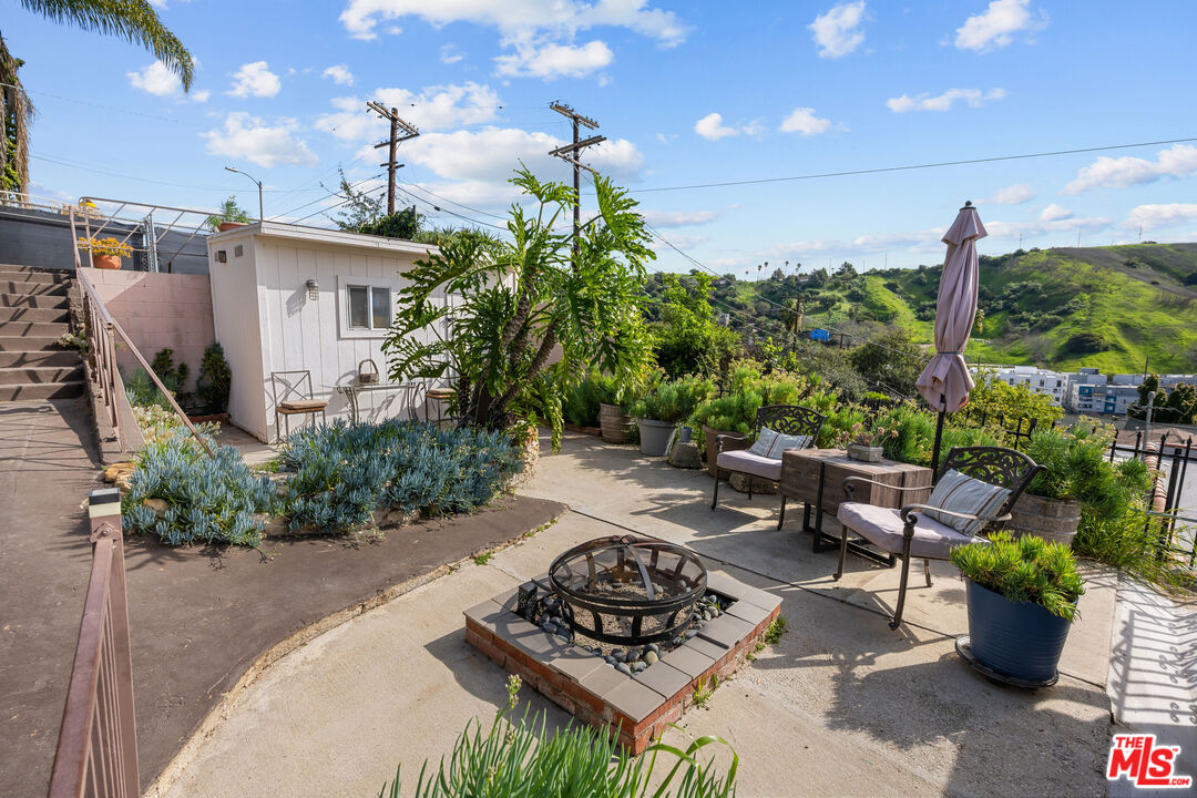 4389 Radium Drive Los Angeles, CA 90032 - Photo 16 of 33