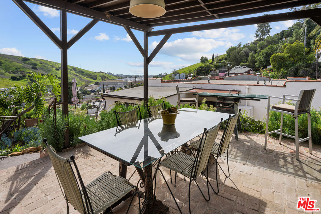 4389 Radium Drive Los Angeles, CA 90032 - Photo 2 of 33