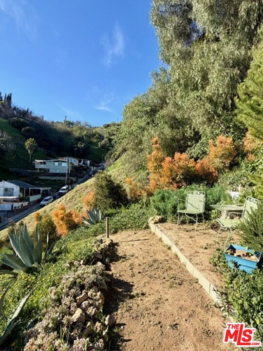 4389 Radium Drive Los Angeles, CA 90032 - Photo 25 of 33