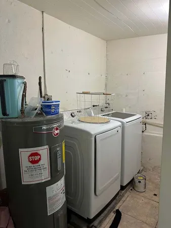$1,300 | 1351 13th Street, West Palm Beach, FL 33401