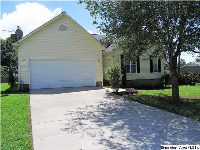 1504 Rockview Circle Weaver, AL 36277 - Photo 30 of 32