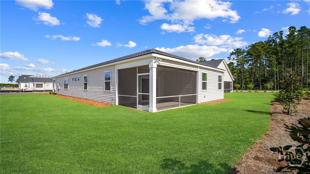 1011 Lakes Boulevard Brunswick, GA 31525 - Photo 31 of 37