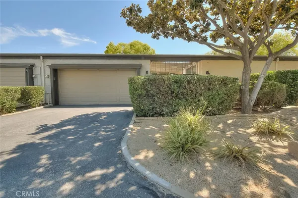 $300,000 | 28307 Paseo Grande Drive, Menifee, CA 92586
