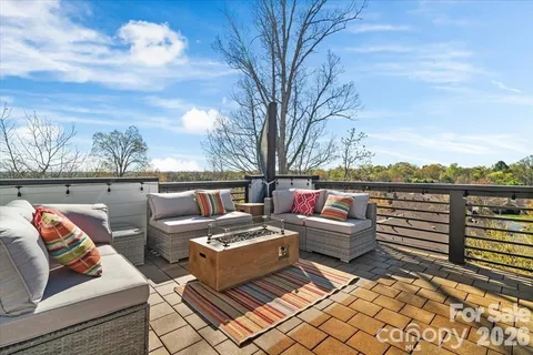 $600,000 | 11921 Fiddlers Roof Lane, Charlotte, NC 28277