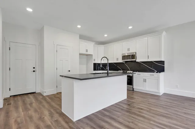 $390,000 | 7592 Grasshopper Road, Georgetown, TN 37336