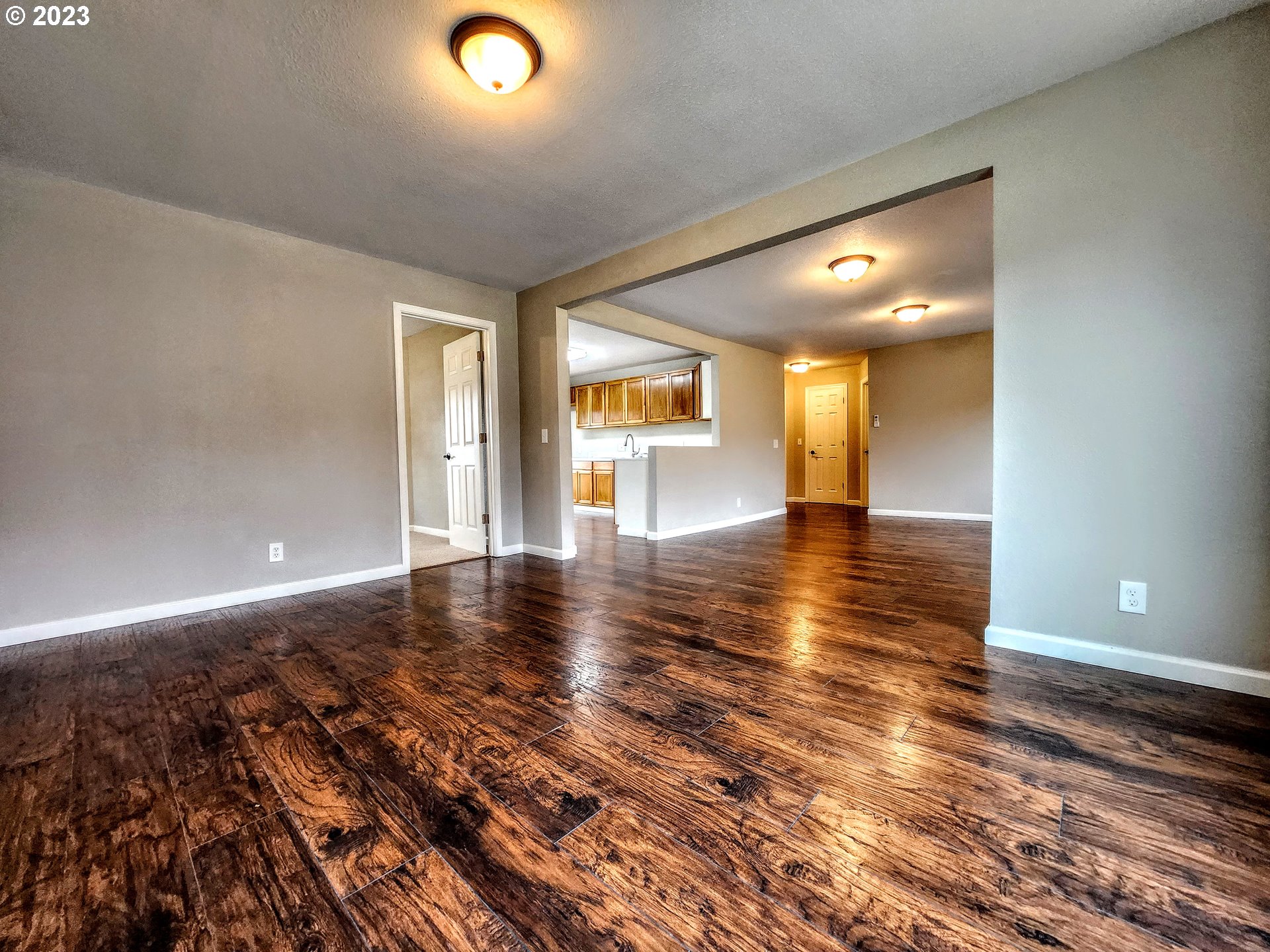 504 Northeast Waite Street Myrtle Creek, OR 97457 - Photo 6 of 20