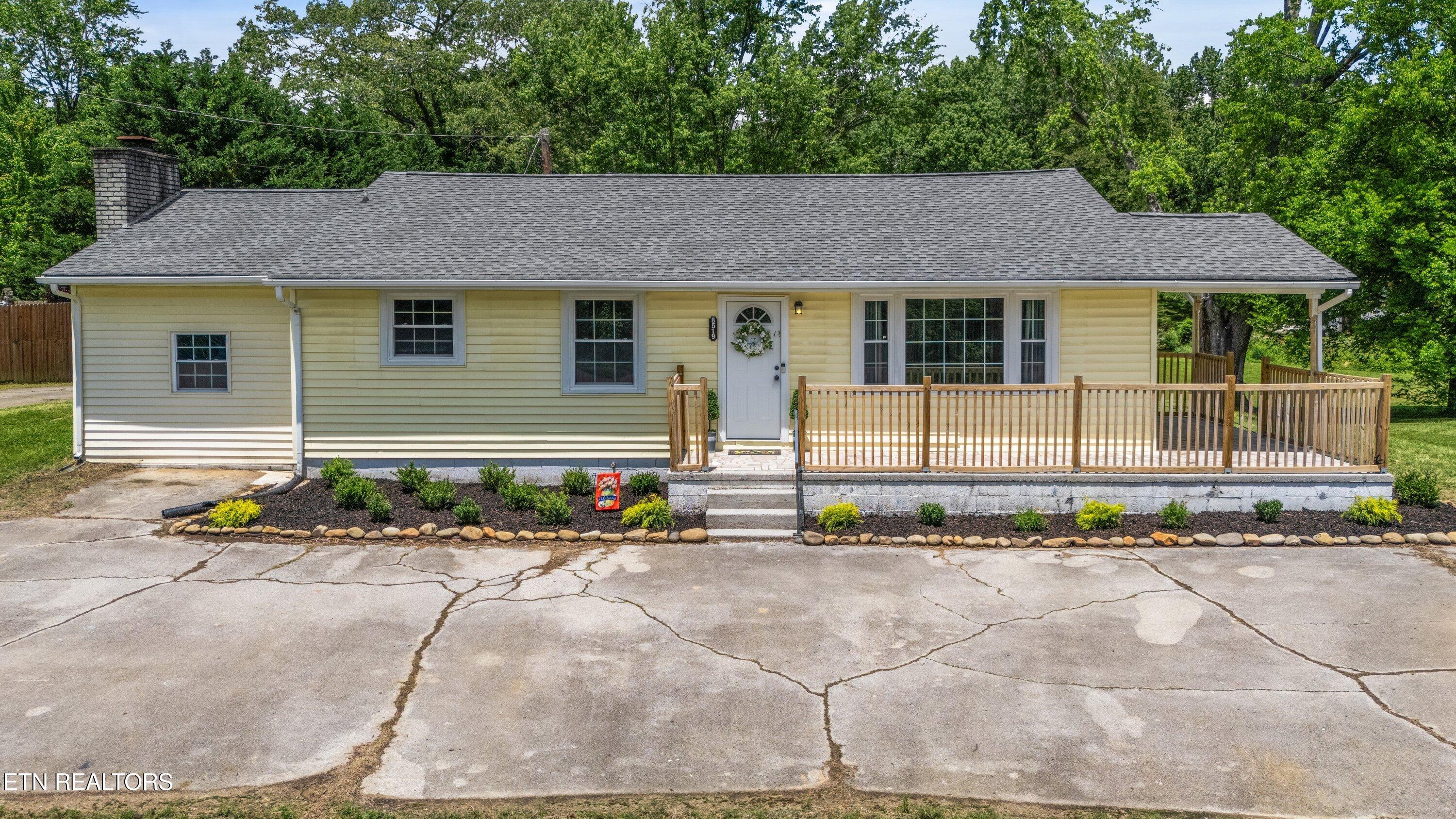 8519 Old Rutledge Pike35-2