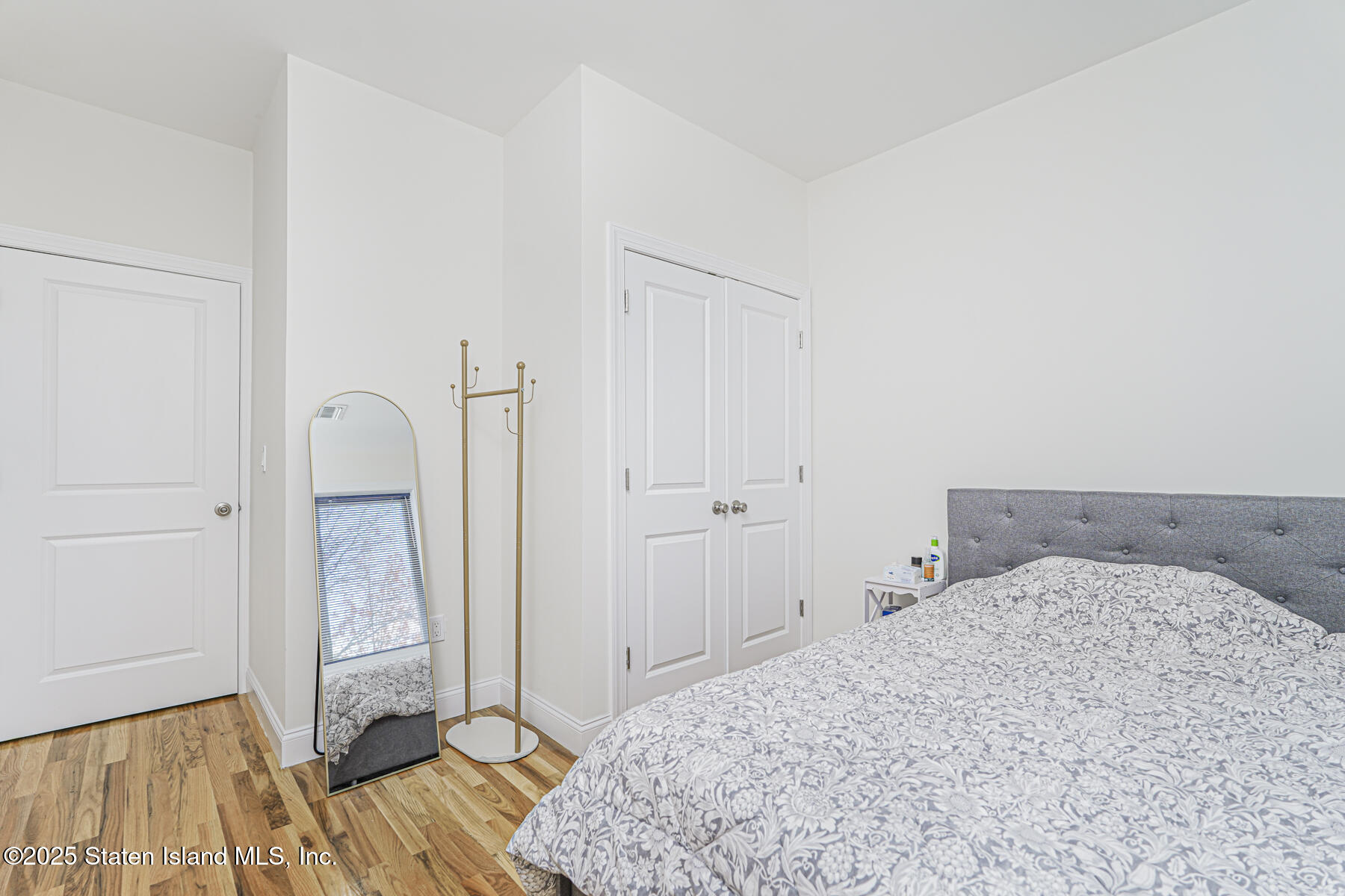 25 Ardmore Avenue Staten Island, NY 10314 - Photo 22 of 27 a view of bedroom