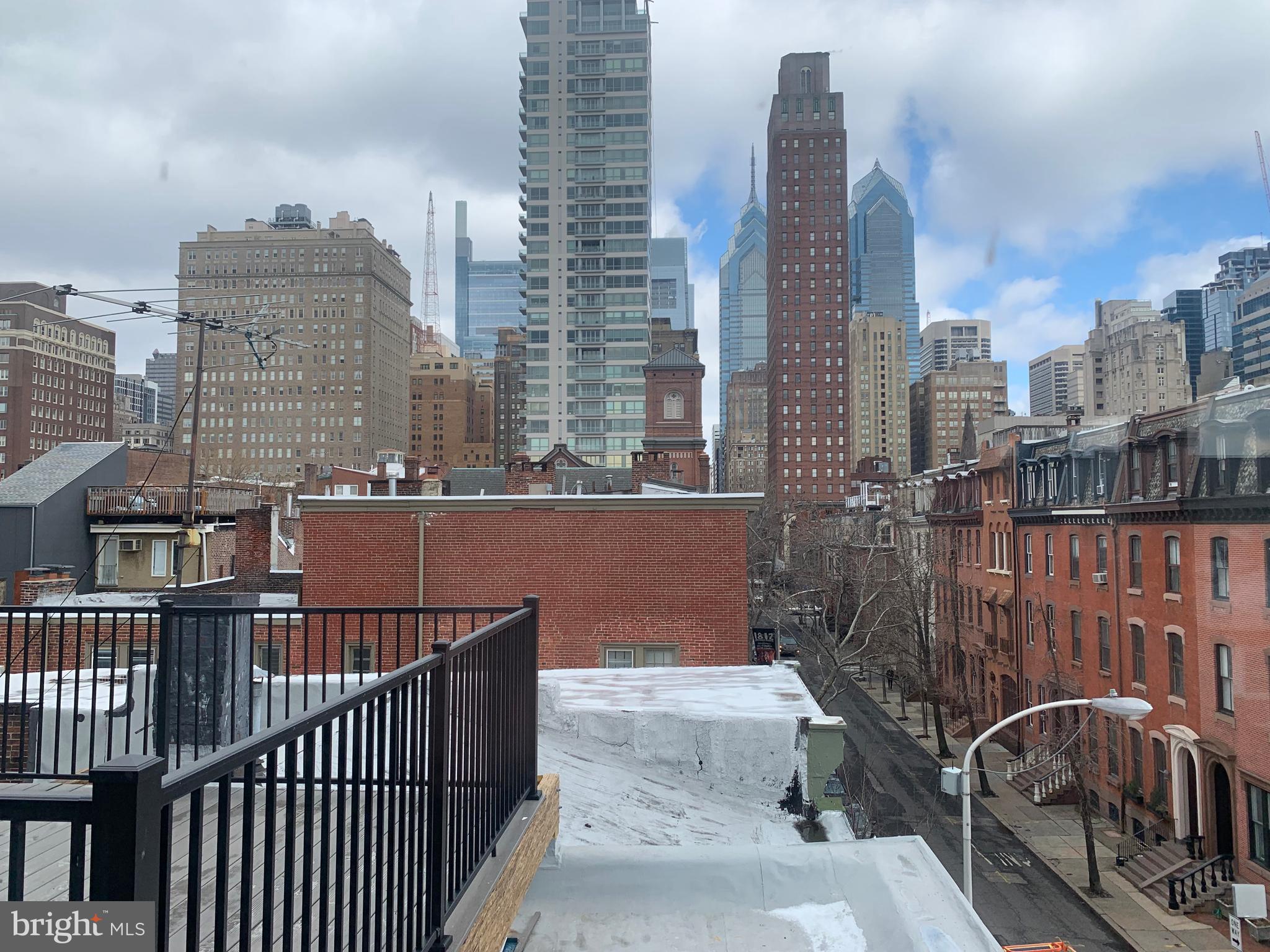 1701 Pine Street, Unit 2 Philadelphia, PA 19103 - Photo 18 of 23 North View from Florida room