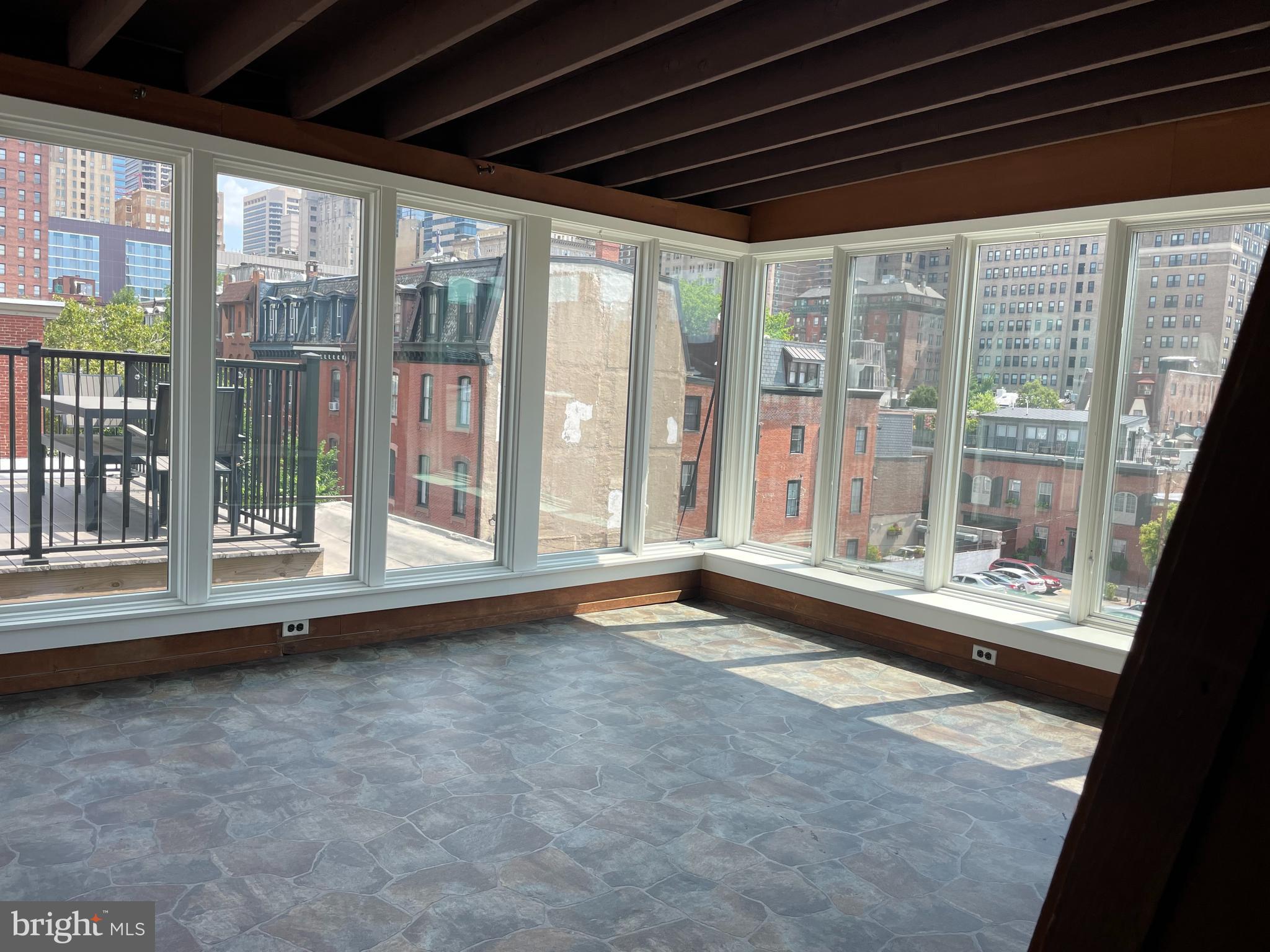 1701 Pine Street, Unit 2 Philadelphia, PA 19103 - Photo 21 of 23 Upper Level Florida Room