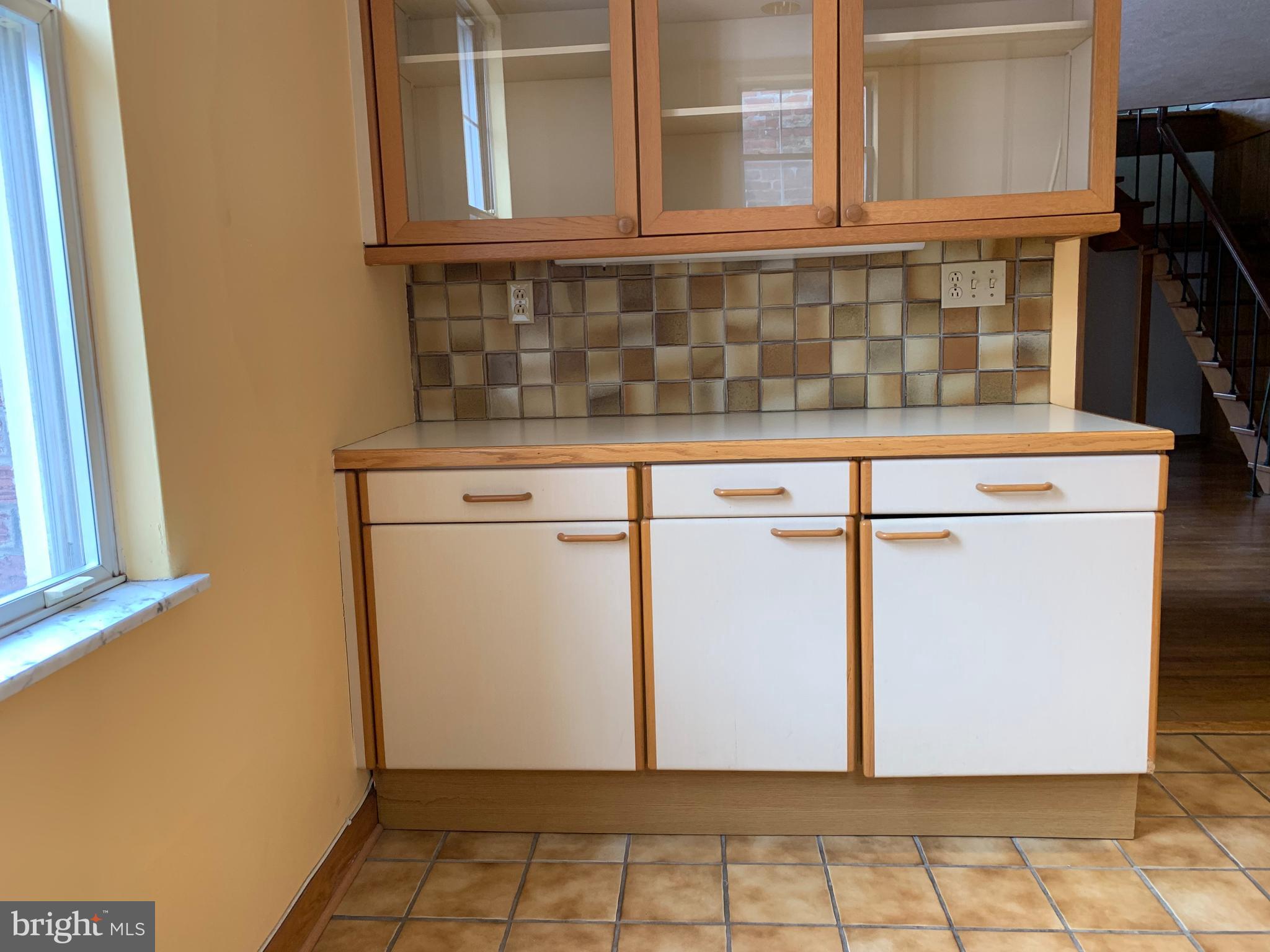 1701 Pine Street, Unit 2 Philadelphia, PA 19103 - Photo 5 of 23 Kitchen
