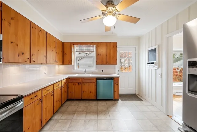 $739,000 | 27 Pratt Street, Melrose, MA 02176