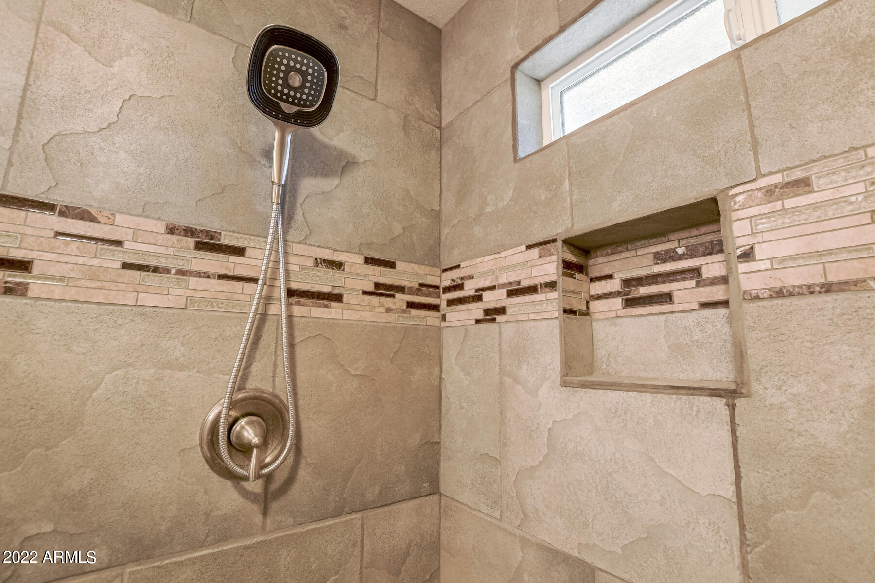 6175 Sutter Drive Lakeside, AZ 85929 - Photo 23 of 38 a view of a bathroom with a shower