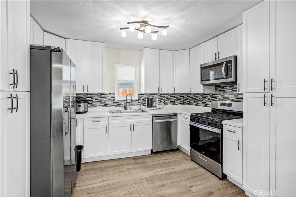 4832 Mitchell Avenue Riverside, CA 92505 - Photo 1 of 33 Gallery Image 1