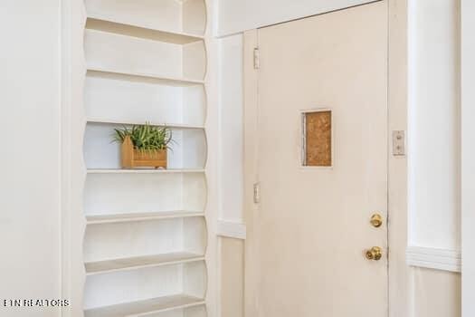 111 Temple Road Oak Ridge, TN 37830 - Photo 16 of 27 Gallery Image 16