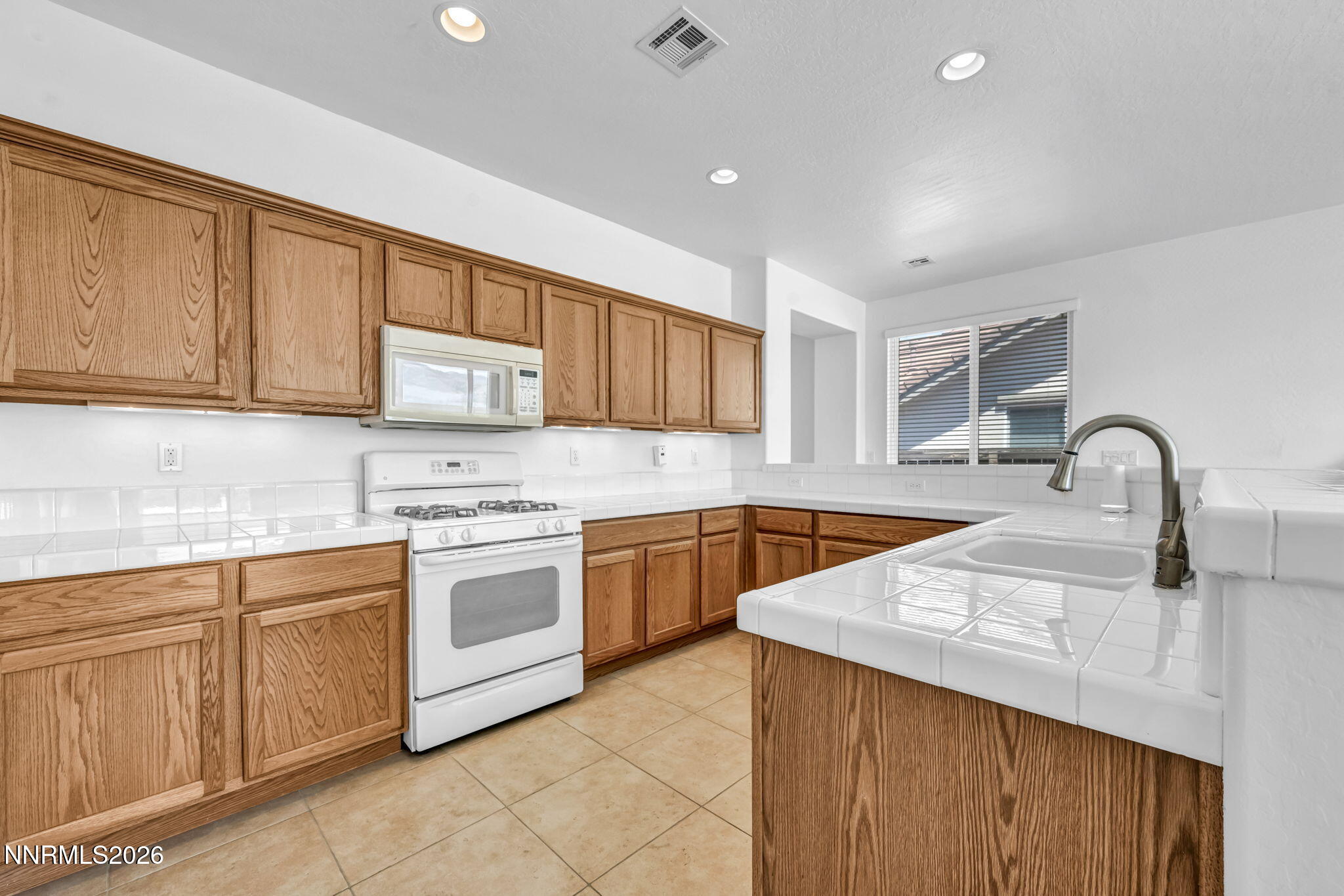9036 Cabin Creek Trail Reno, NV 89523 - Photo 9 of 34 40-web-or-mls-9036-cabin-creek-trail