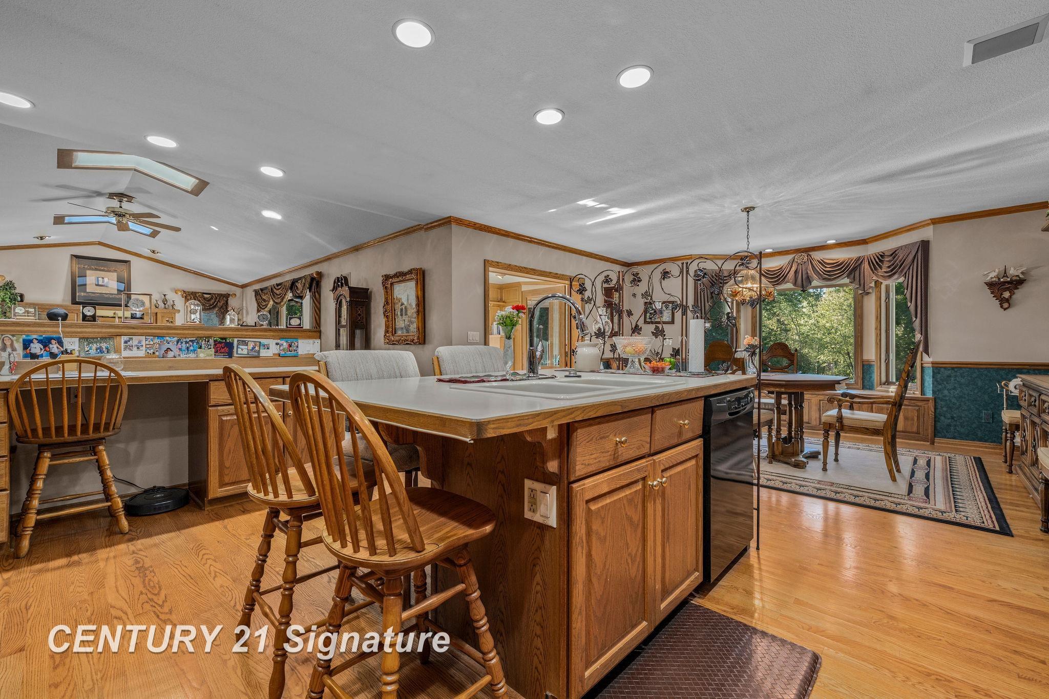 3137 Midland Road Saginaw, MI 48603 - Photo 29 of 85