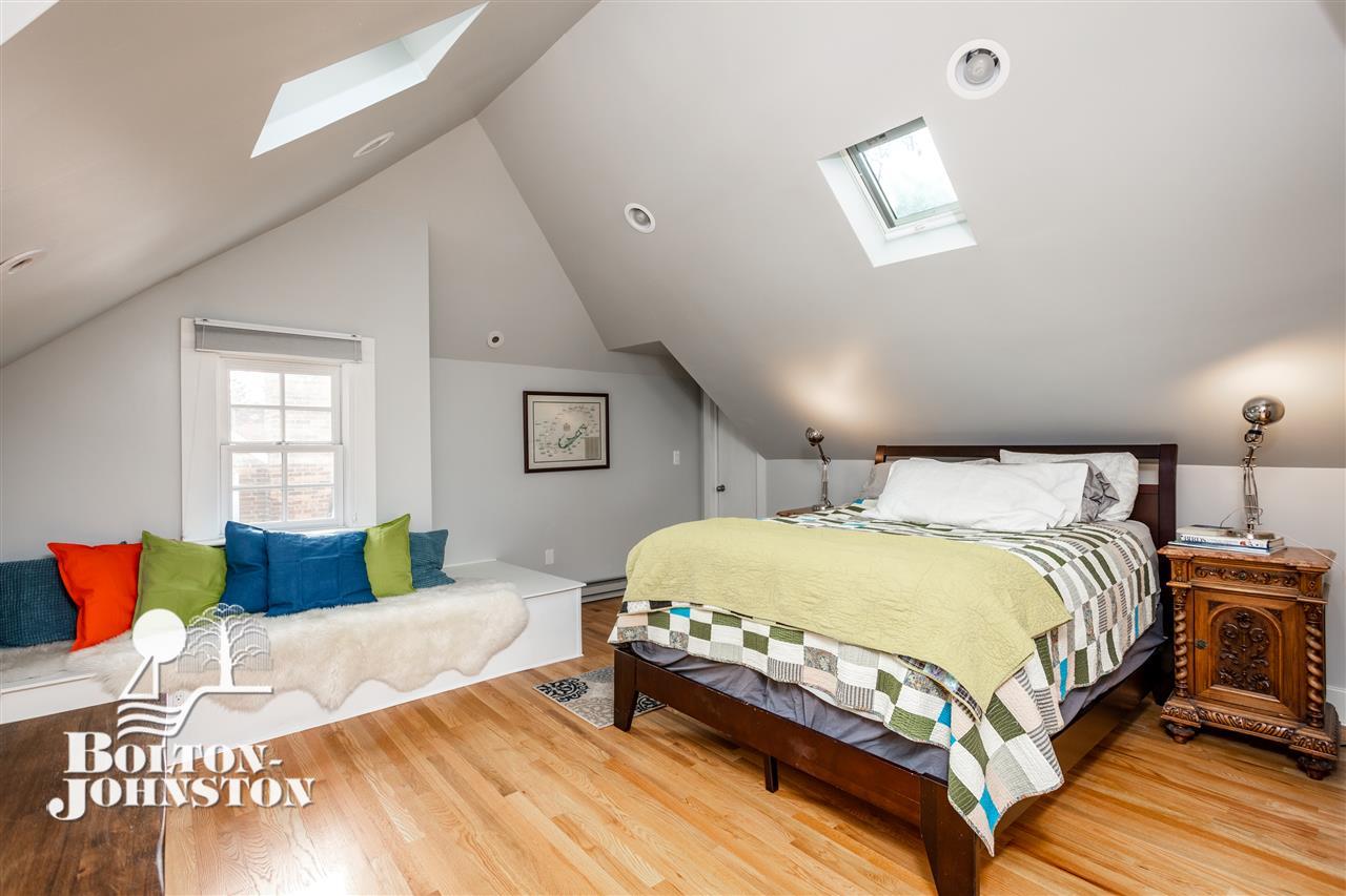 580-582 Neff Road Grosse Pointe, MI 48230 - Photo 25 of 68 3rd Floor Master Bedroom
