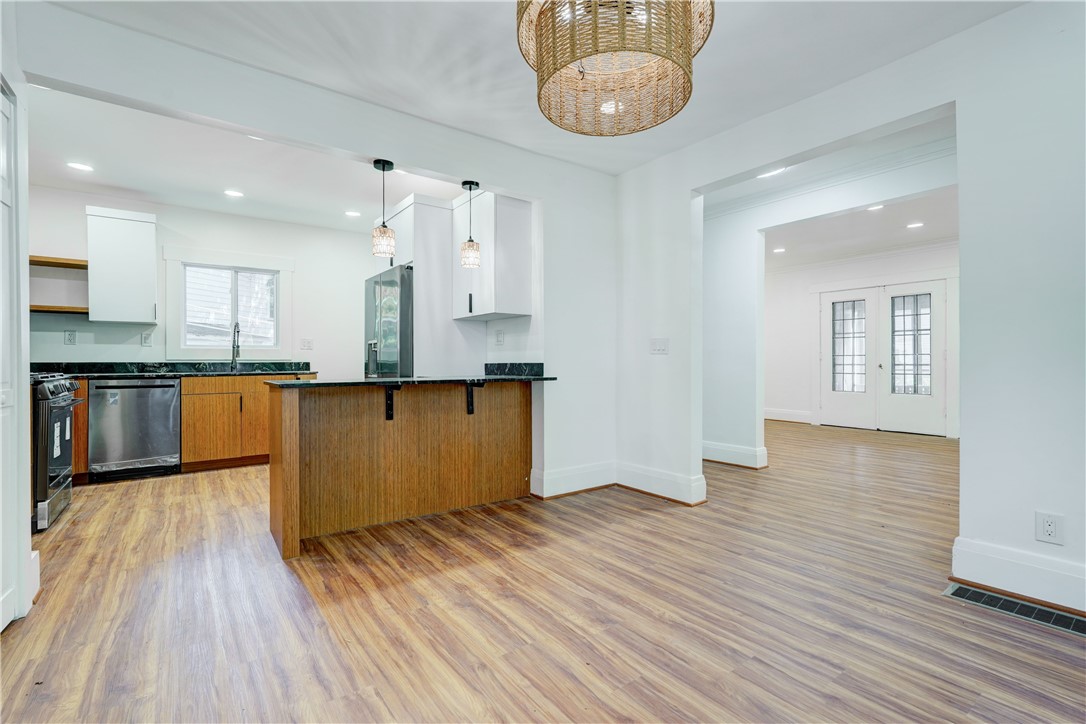 162 Merchants Road Rochester, NY 14609 - Photo 19 of 44 Gallery Image 19