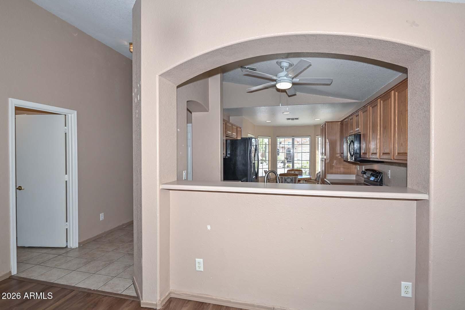 13349 West Boca Raton Road Surprise, AZ 85379 - Photo 10 of 43 Kitchen Bar