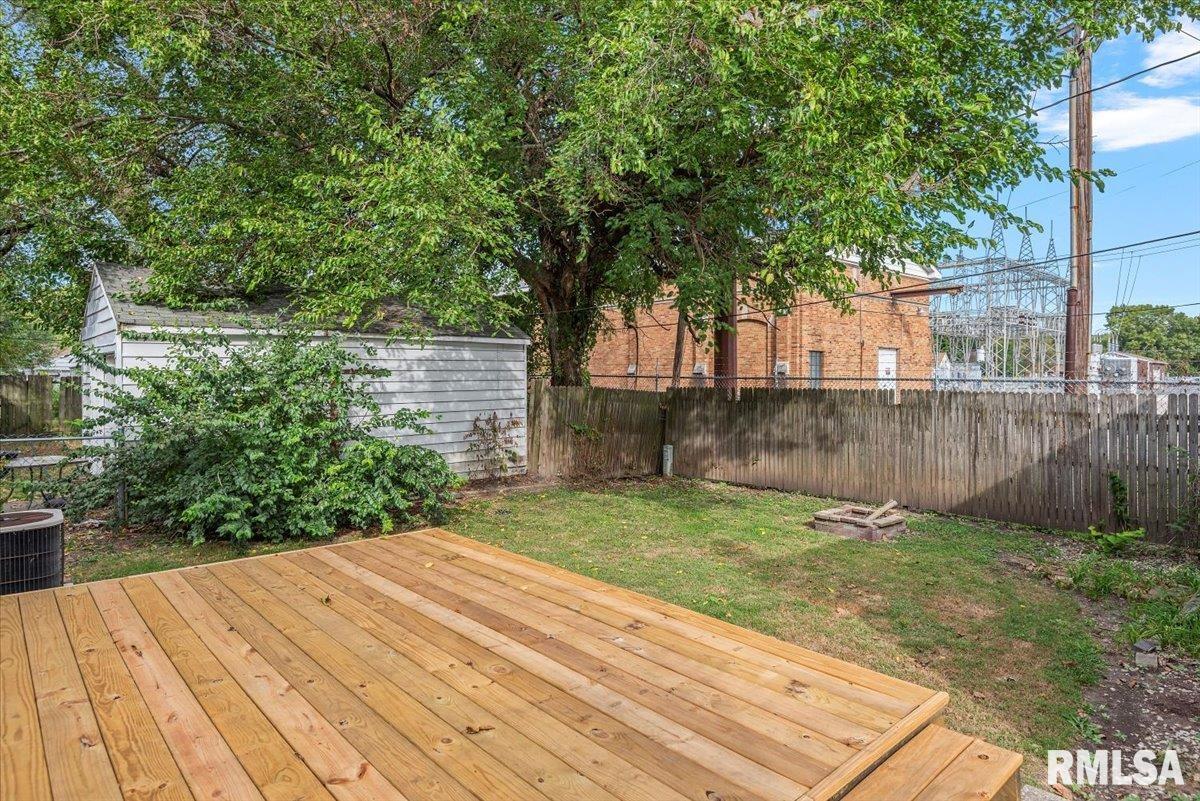 9 Ruth Court Springfield, IL 62704 - Photo 23 of 25