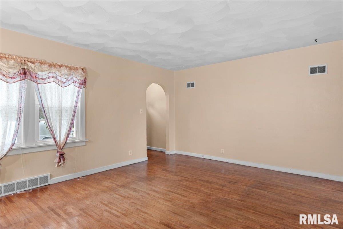 9 Ruth Court Springfield, IL 62704 - Photo 6 of 25