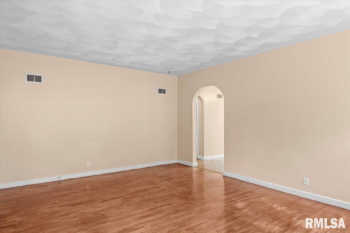 9 Ruth Court Springfield, IL 62704 - Photo 7 of 25