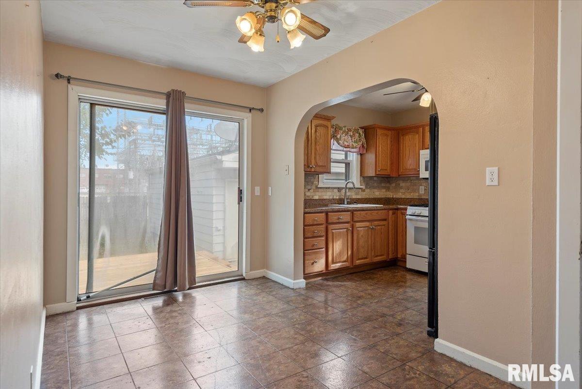 9 Ruth Court Springfield, IL 62704 - Photo 9 of 25