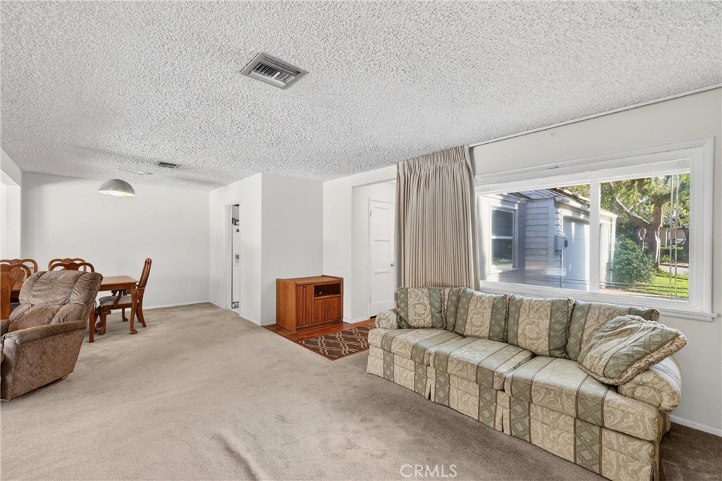 1265 Hastings Ranch Drive Pasadena, CA 91107 - Photo 8 of 40