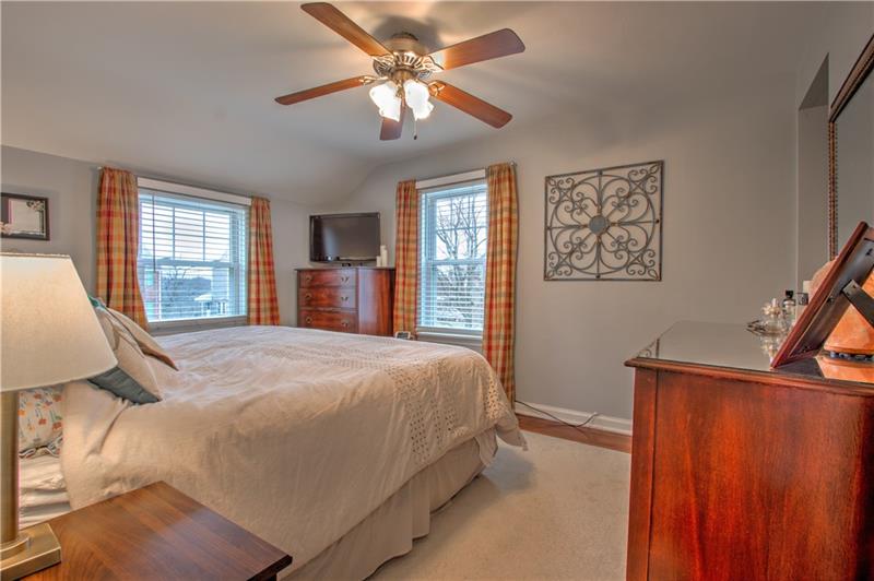 905 Rolling Rock Road Pittsburgh, PA 15234 - Photo 12 of 15 Gallery Image 12