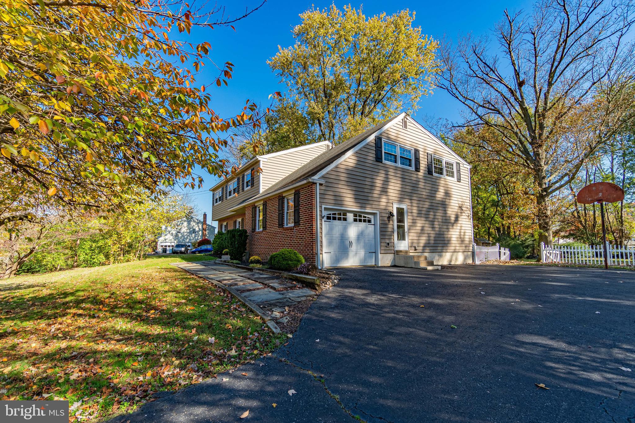 602 Wilder Road Wallingford, PA 19086 - Photo 4 of 36 Gallery Image 4
