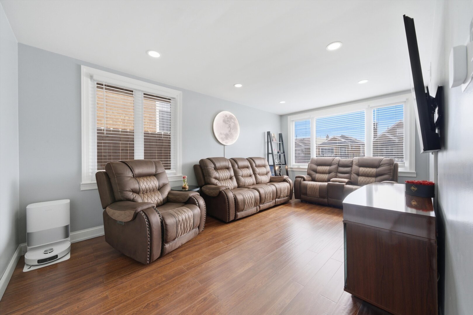 3448 West 73rd Place Chicago, IL 60629 - Photo 5 of 22
