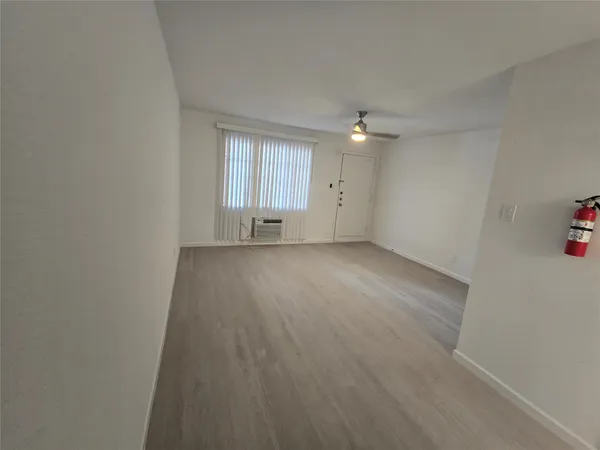 $975 | 2501 Yoakum Boulevard, Unit 6, Houston, TX 77006