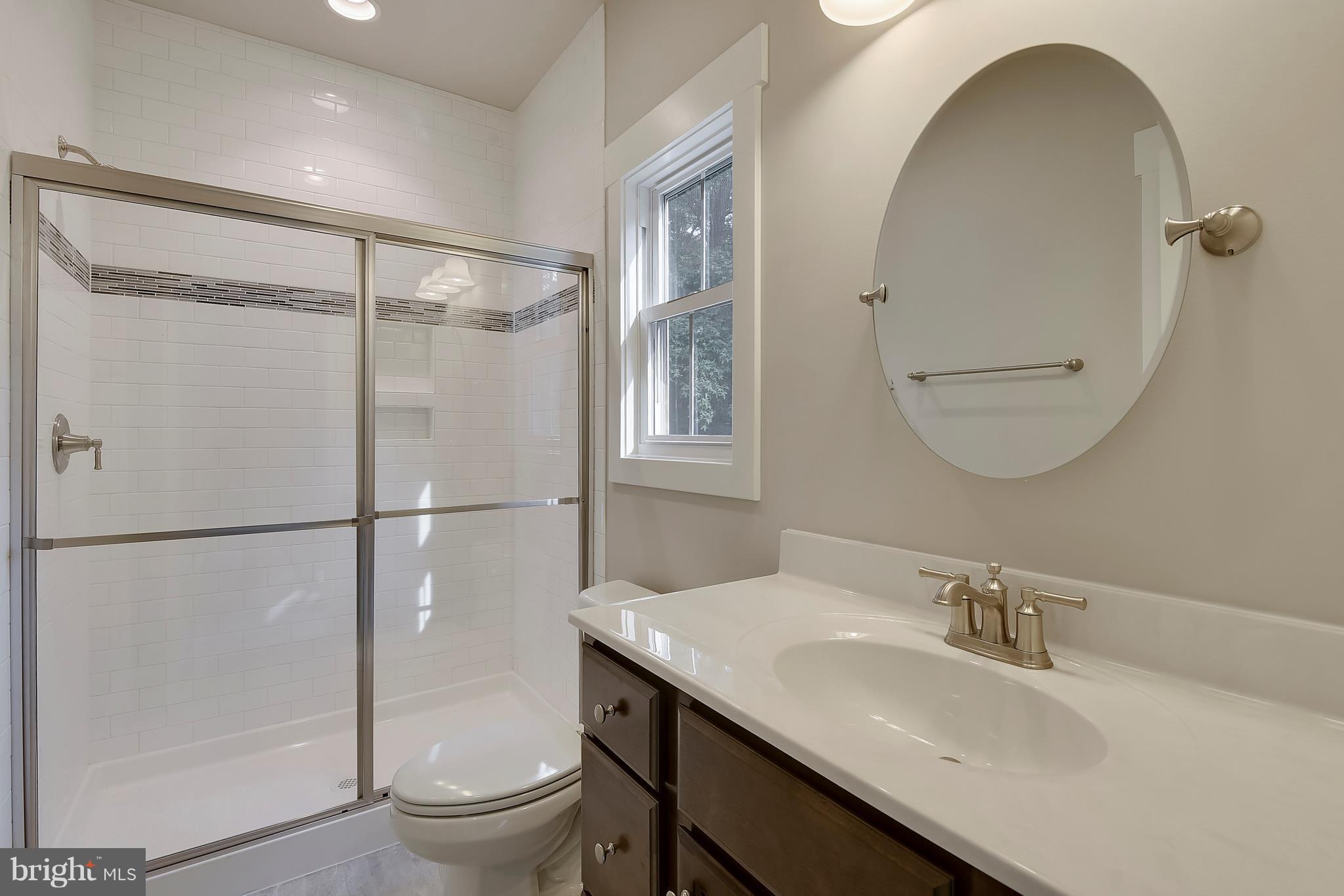 1238 Shenandoah Road Alexandria, VA 22308 - Photo 17 of 30 Bath