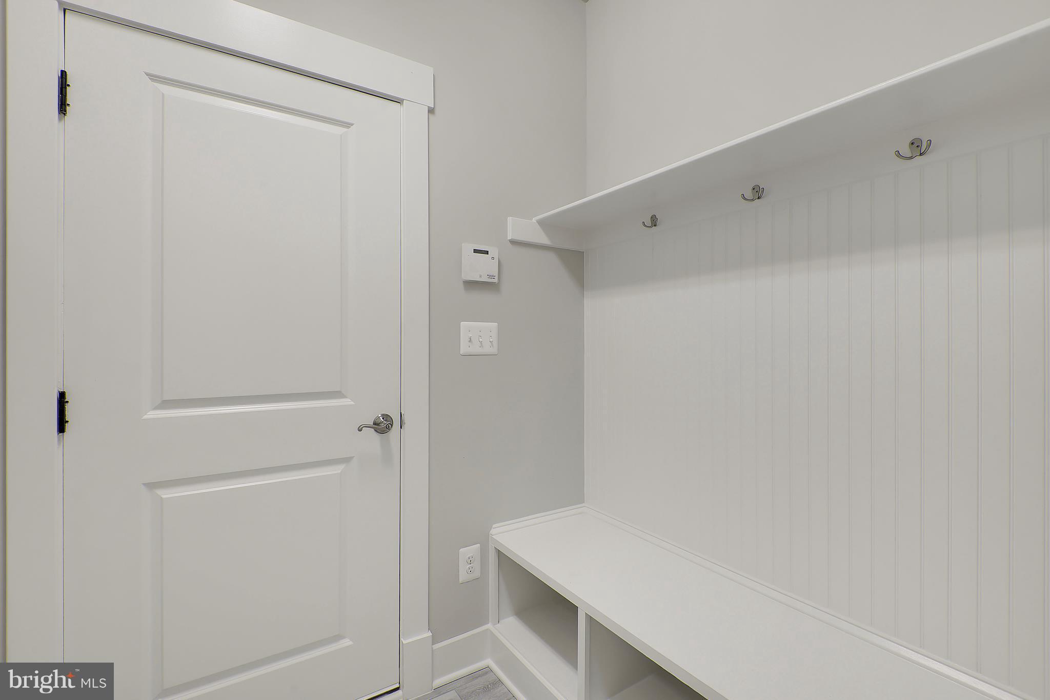 1238 Shenandoah Road Alexandria, VA 22308 - Photo 18 of 30 Mudroom)