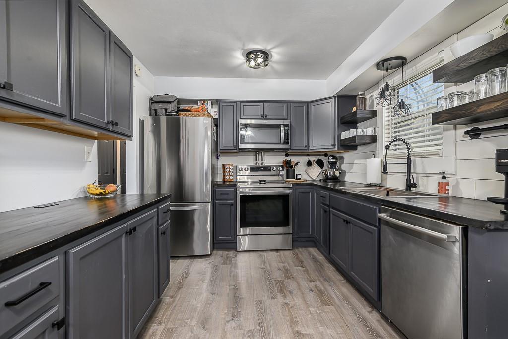 20940 McLouth Road Tonganoxie, KS 66086 - Photo 5 of 43