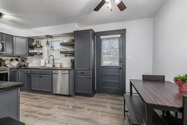 $425,000 | 20940 McLouth Road, Tonganoxie, KS 66086