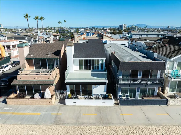 $15,000 | 3012 West Oceanfront, Newport Beach, CA 92663