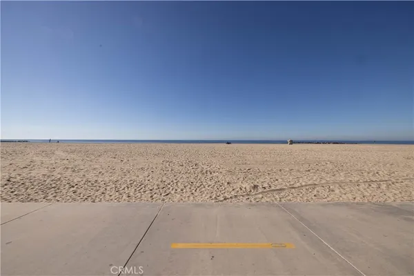 view of an ocean